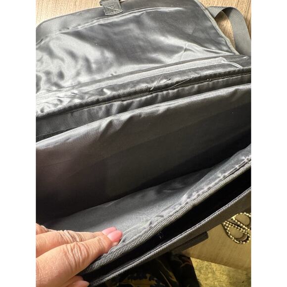 Targus Laptop Briefcase Messenger Bag – Black & Gray Business Travel Case - Picture 7 of 10